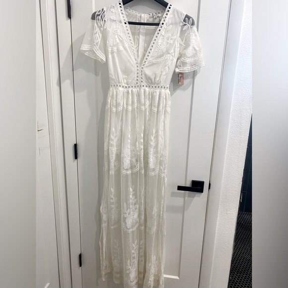 NWT The Aliyah Lace Maxi Romper |Size Small LAST ONE!! - Picture 3 of 11